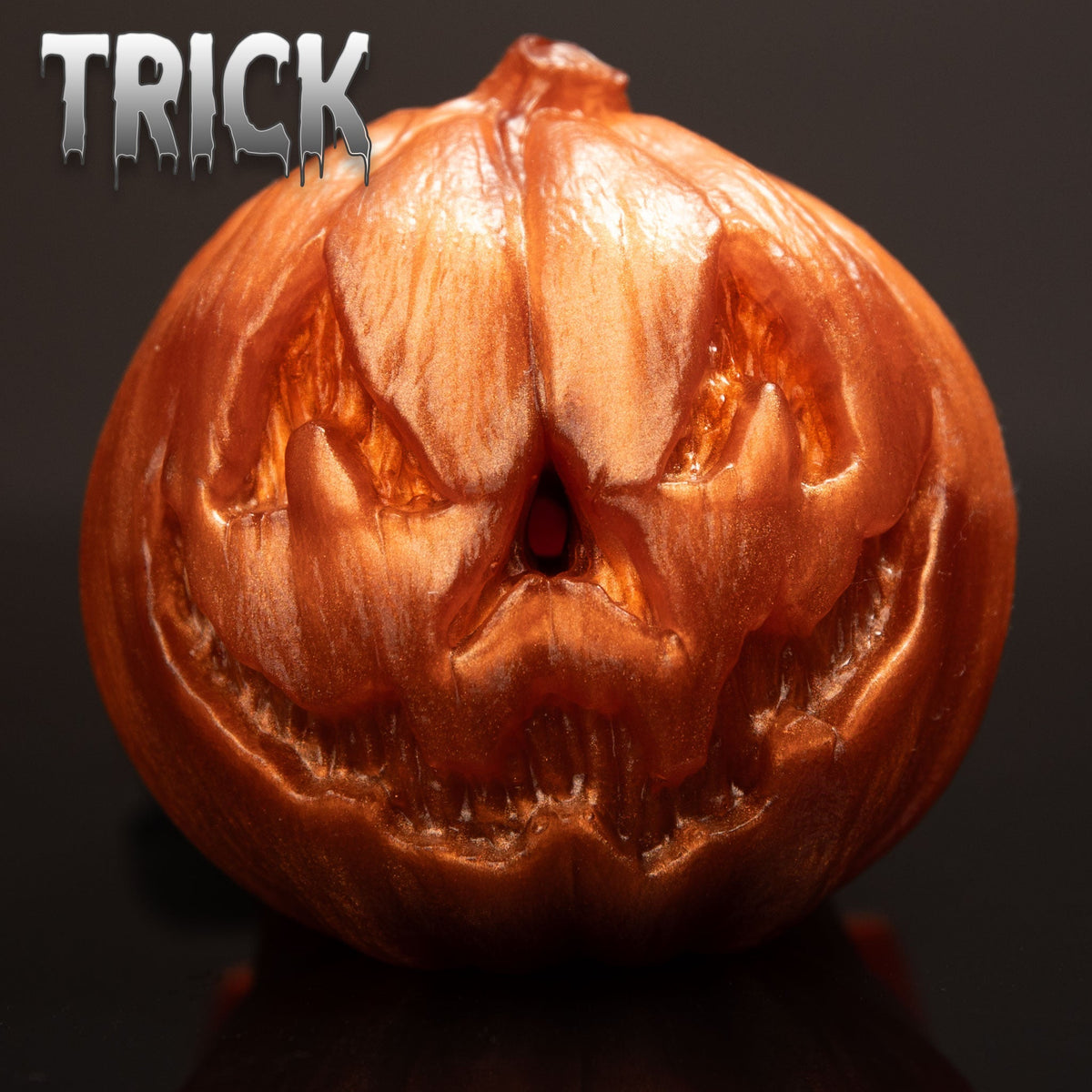 🎁 Halloween Collectible Sleeve: Trick or Treat (100% off)